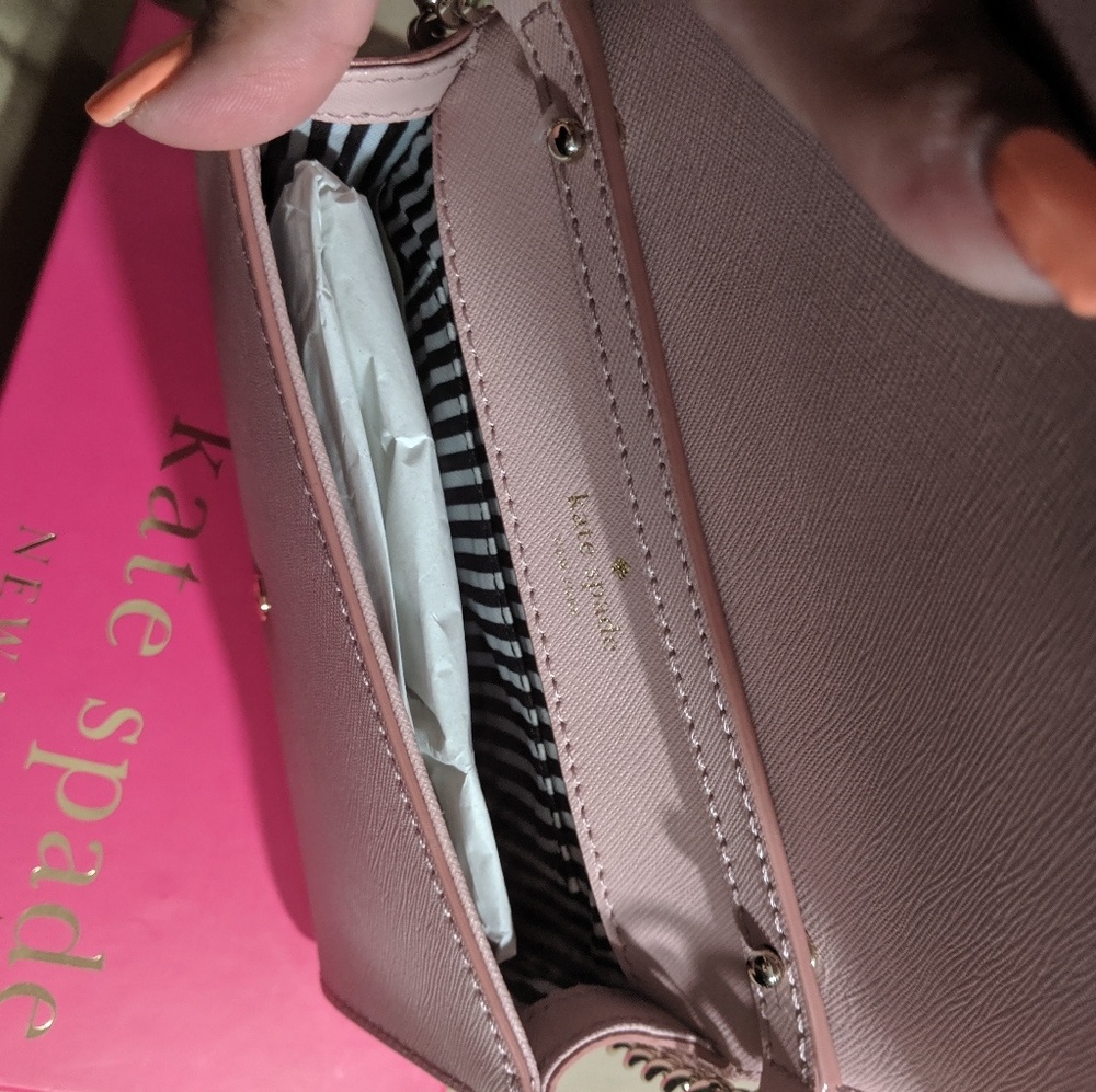 Crossbody Kate Spade Purse - Picture 2 of 8